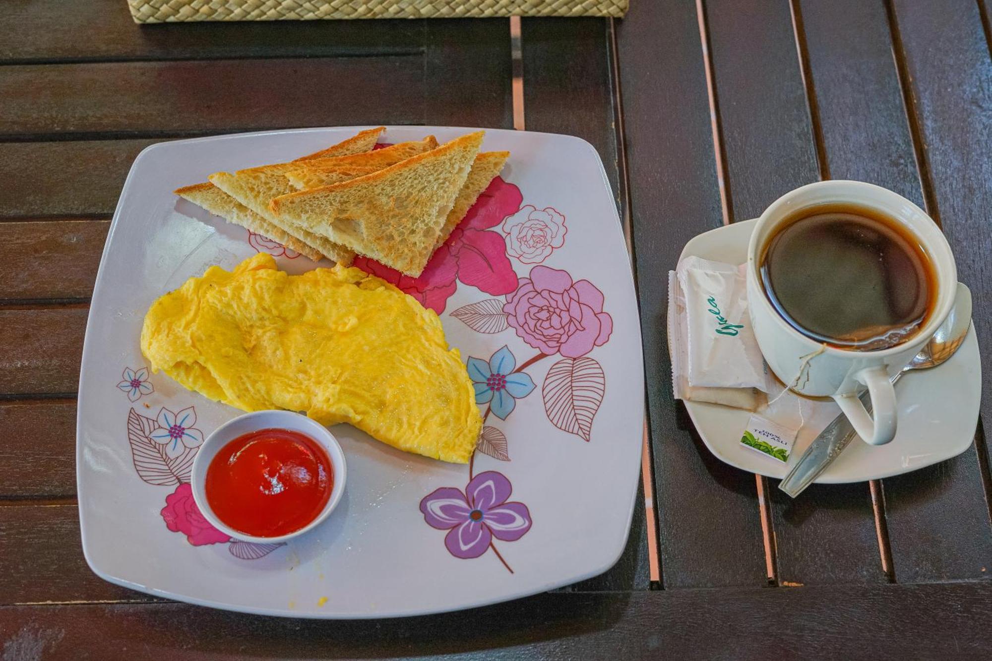 Made Taro - Menjangan Homestay Banyuwedang Exteriér fotografie