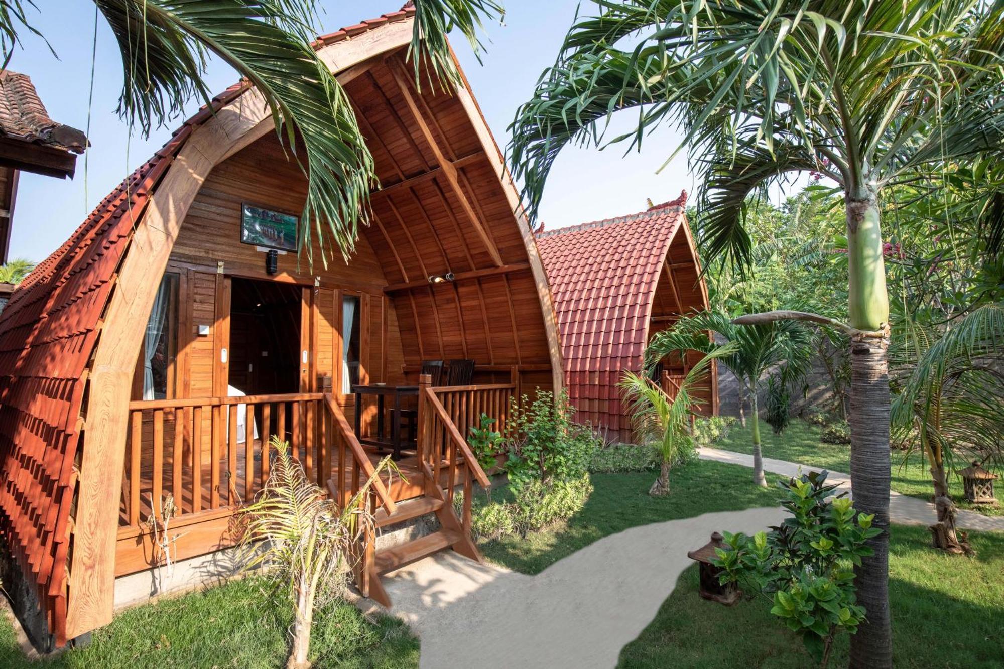 Made Taro - Menjangan Homestay Banyuwedang Exteriér fotografie